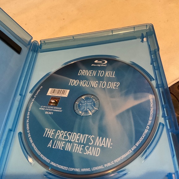Blu Ray Disc - Action Triple Feature. V43 - Picture 3 of 3